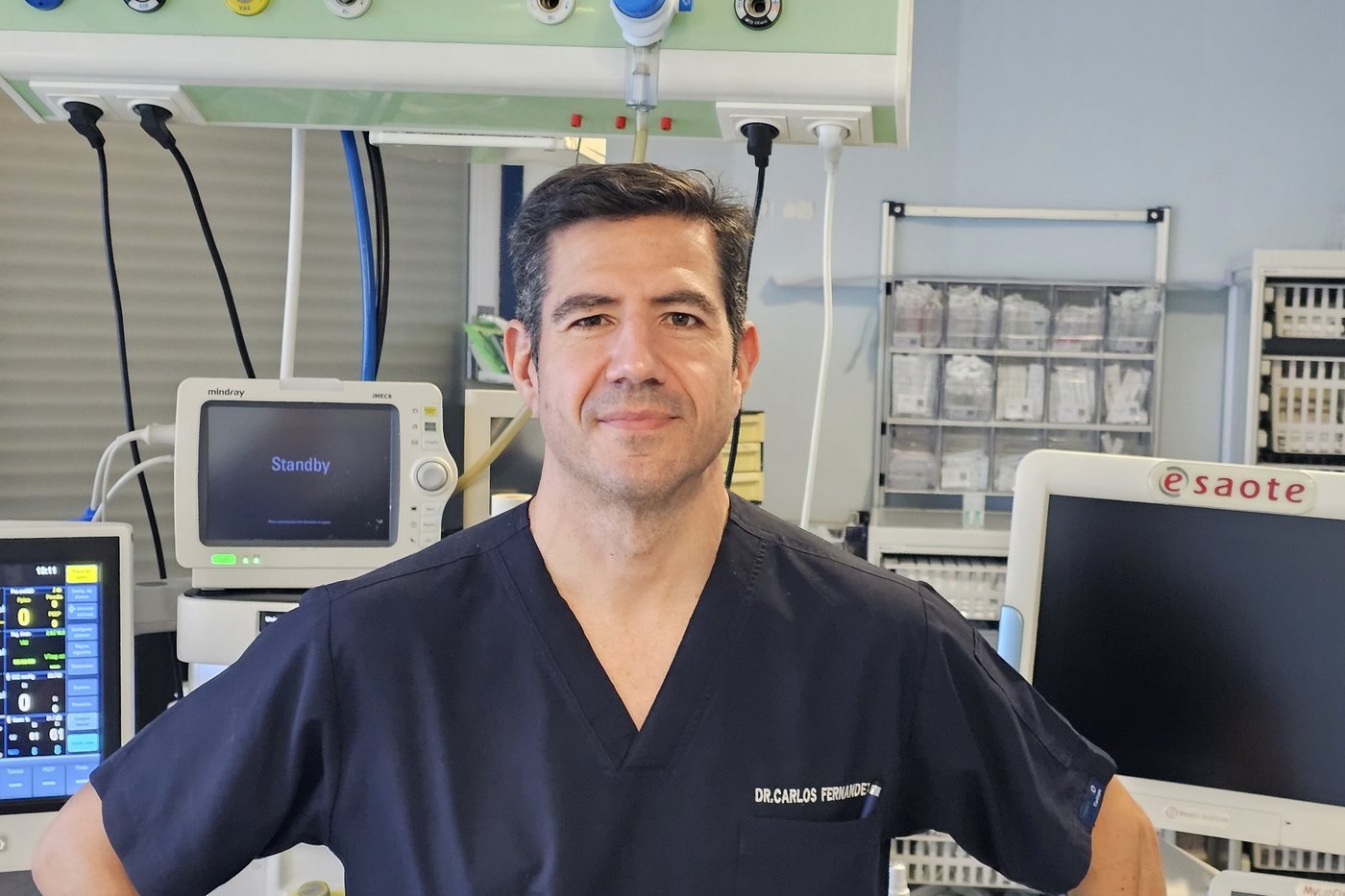 Consulta de Spine Concept en A Coruña con ecógrafo para infiltraciones guiadas